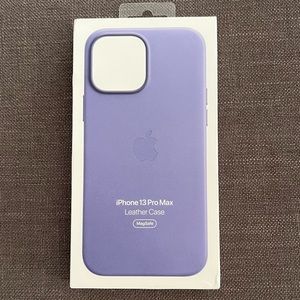 Genuine Apple 13 Pro Max Leather Case With MagSafe- Wisteria